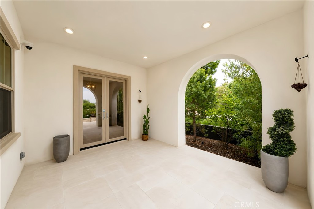 110 Perspective Property Photo 11
