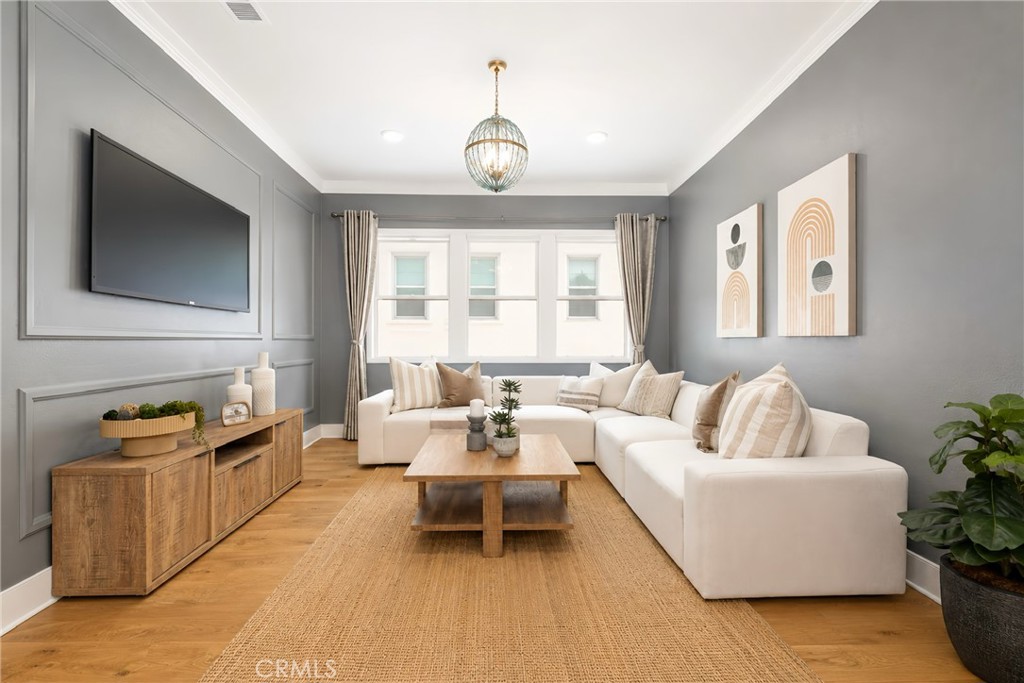 110 Perspective Property Photo 34