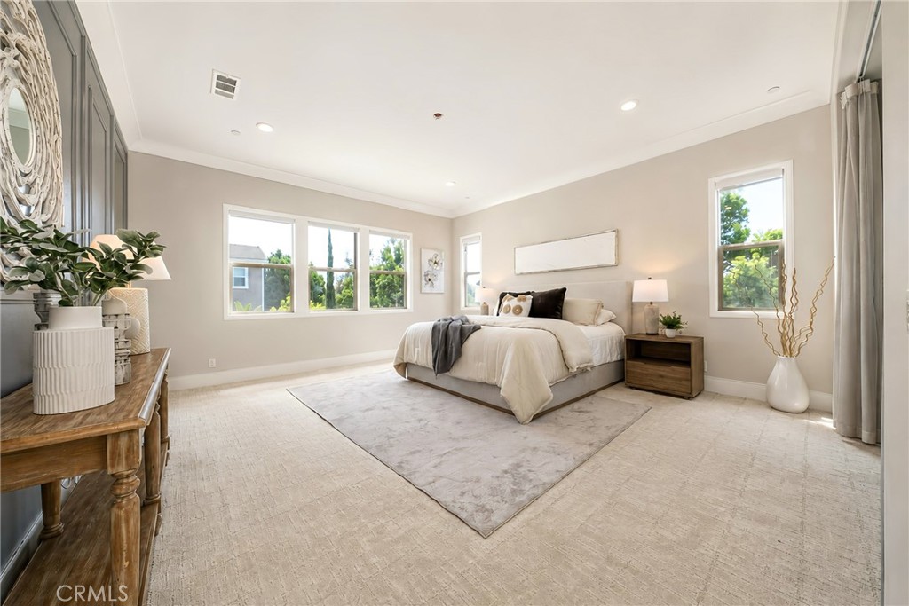 110 Perspective Property Photo 38