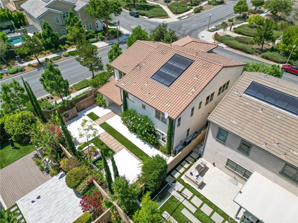 110 Perspective Property Photo 64