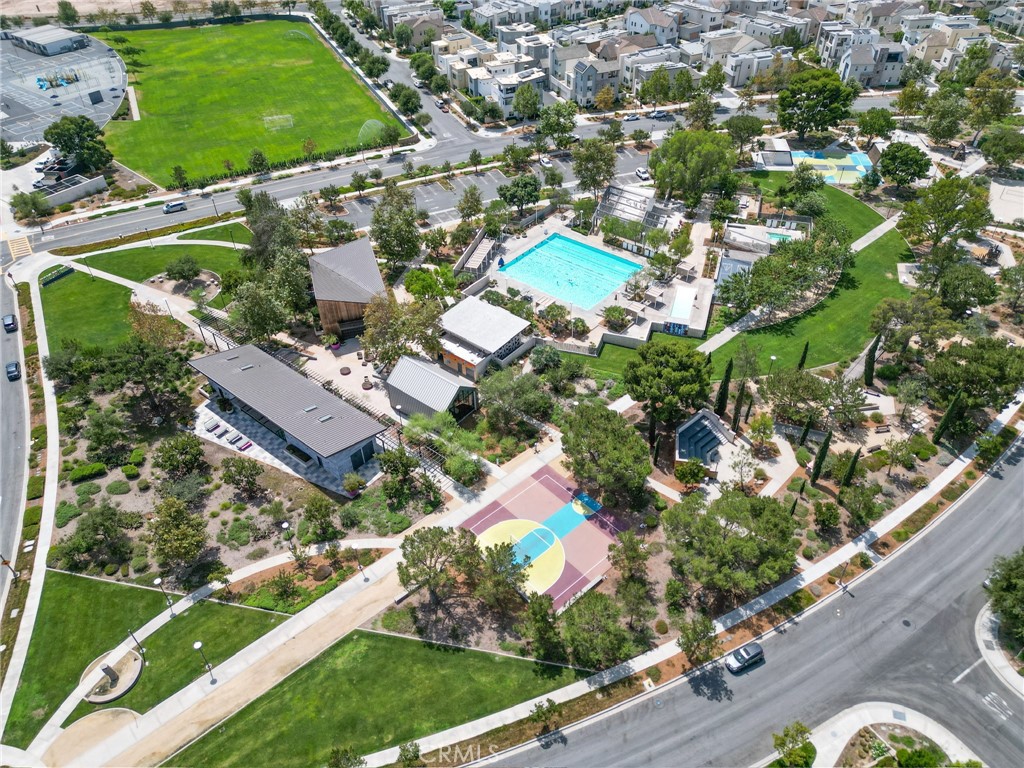 110 Perspective Property Photo 66