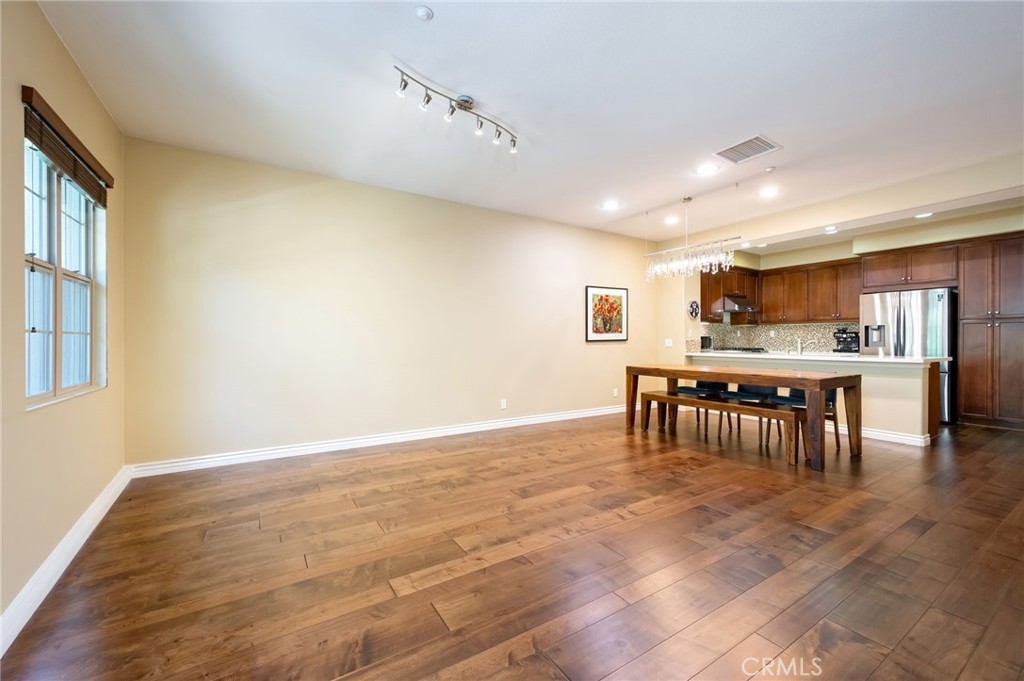 45 Iceberg Rose Property Photo 6
