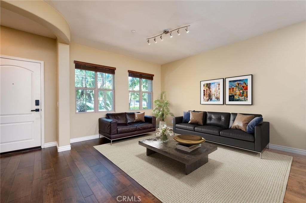 45 Iceberg Rose Property Photo 7