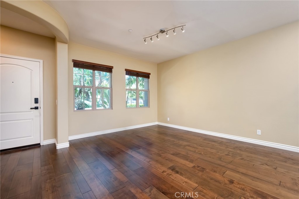 45 Iceberg Rose Property Photo 8