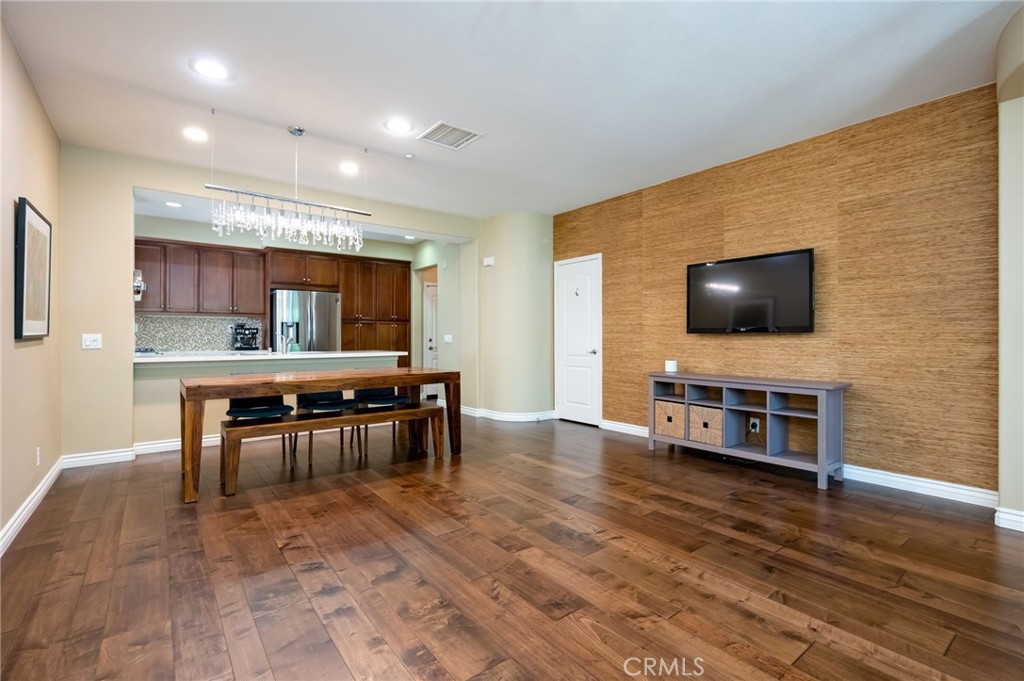 45 Iceberg Rose Property Photo 10