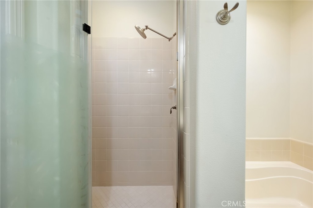 45 Iceberg Rose Property Photo 29