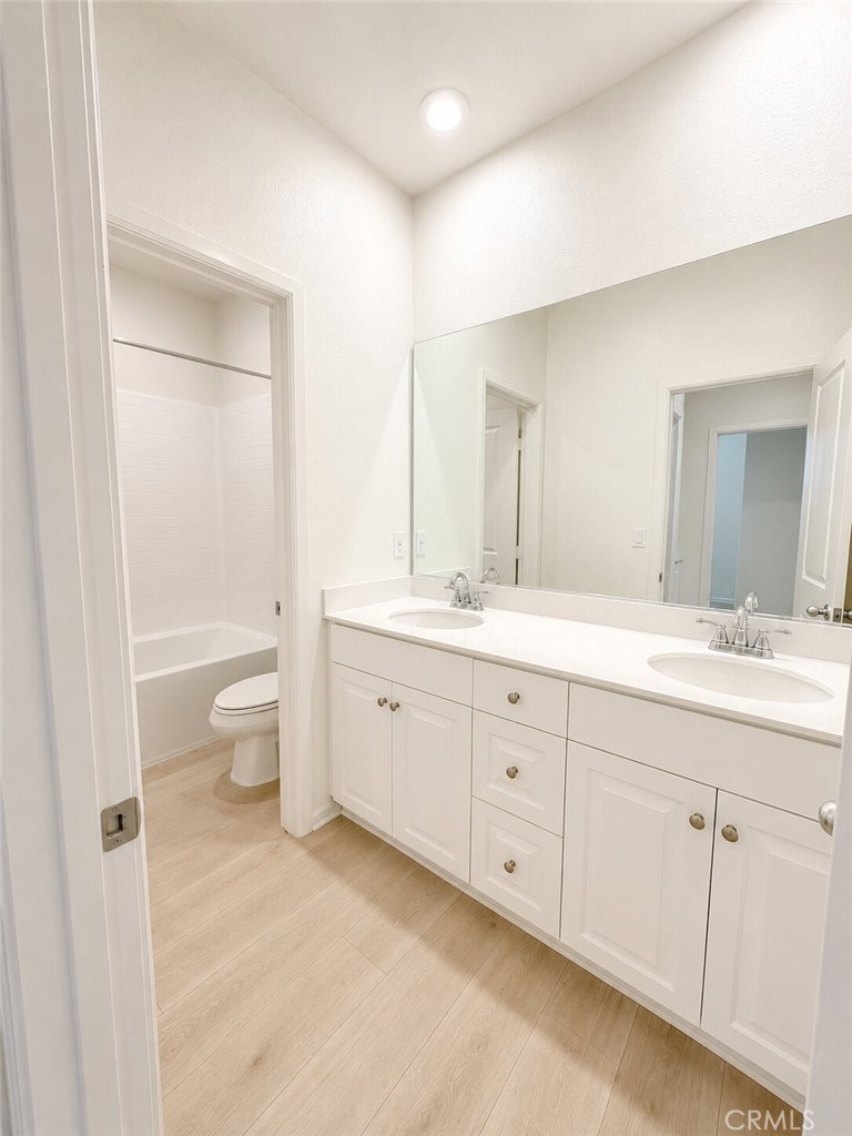 4069 Summer Way Property Photo 3