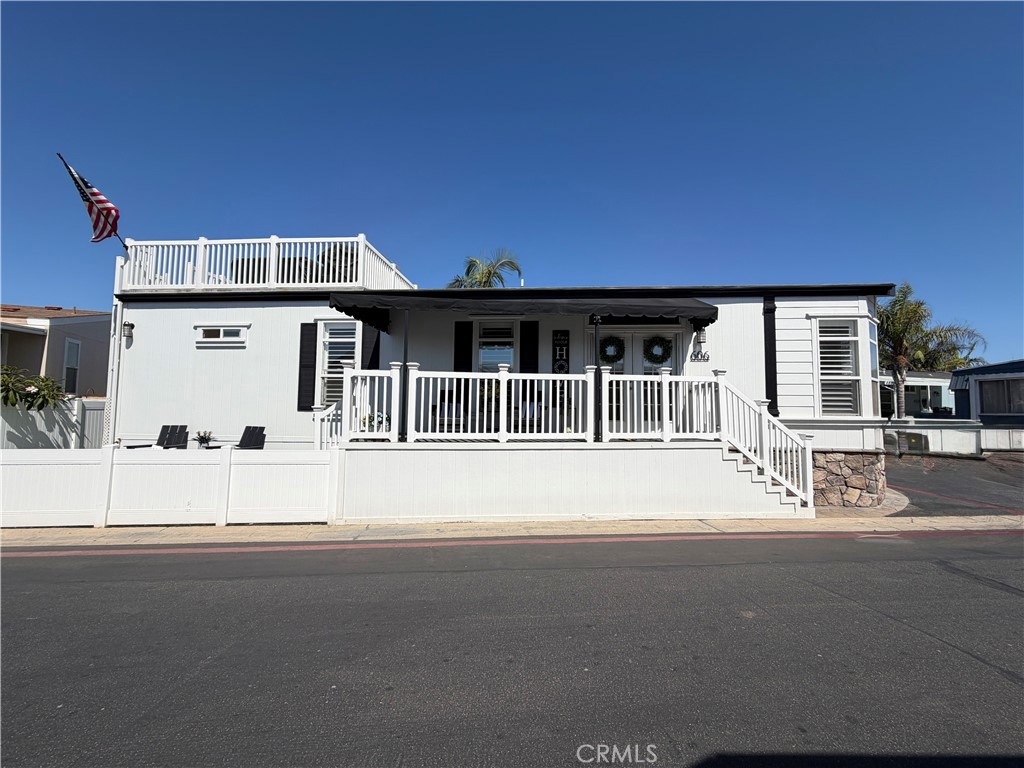 80 Huntington 606 Property Photo 1