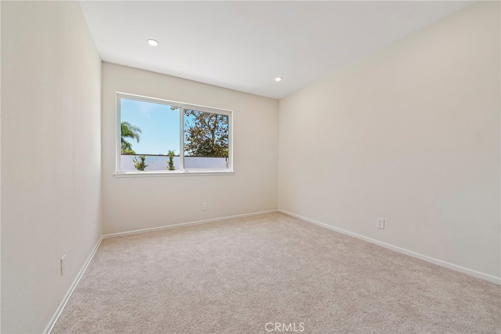 25141 Madeira Property Photo 23