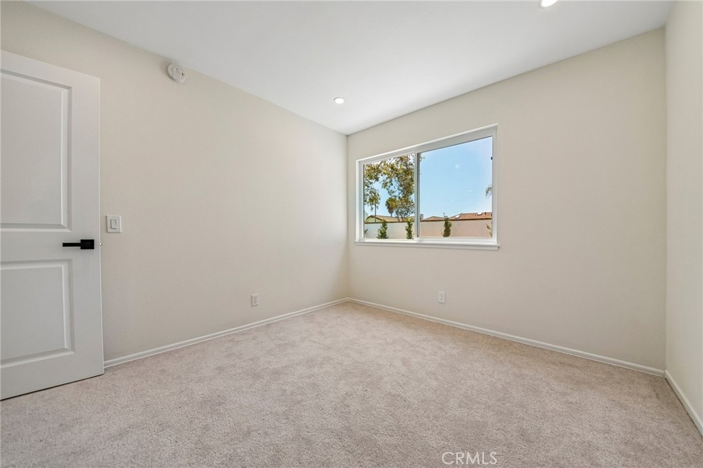 25141 Madeira Property Photo 25