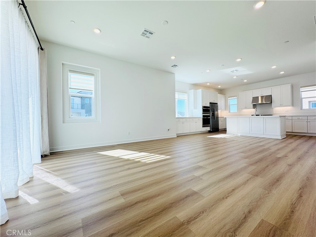 340 Tank Property Photo 10