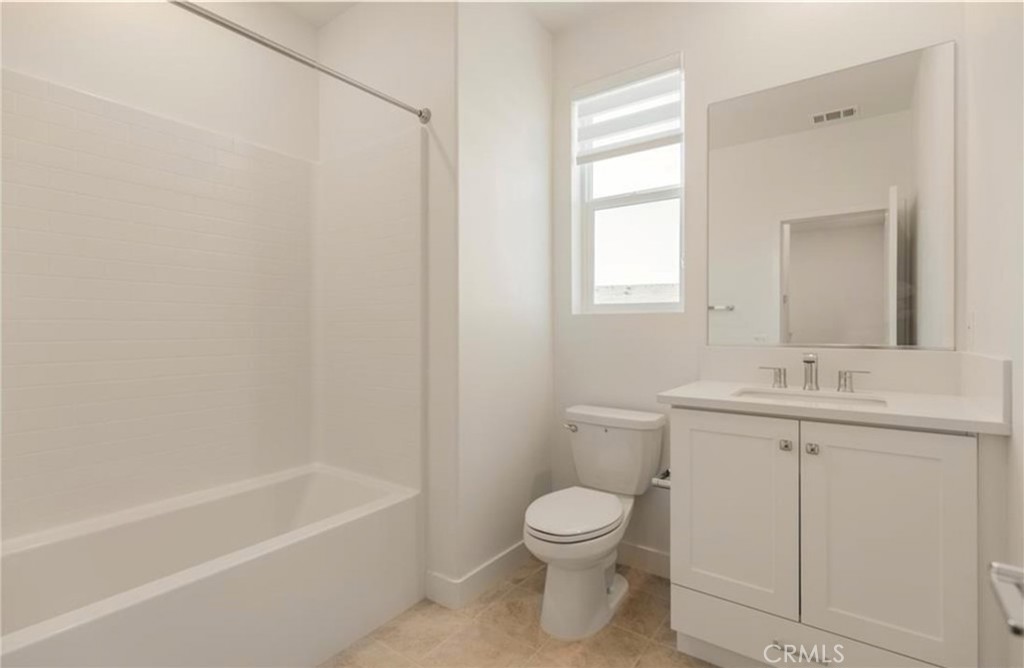 340 Tank Property Photo 26