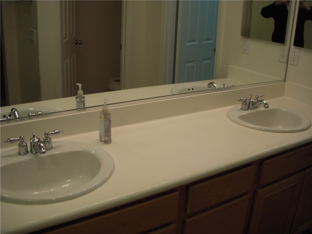 3046 Caper Bush Ct Property Photo 8