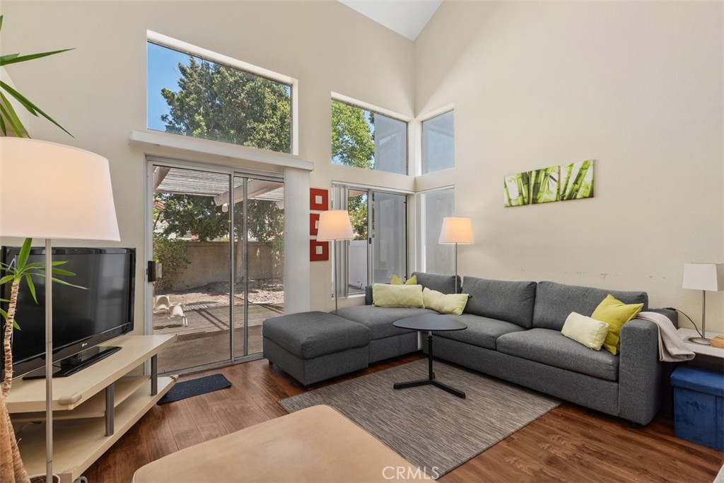 7 Del Perlatto Property Photo 4