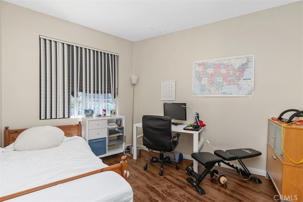 7 Del Perlatto Property Photo 11