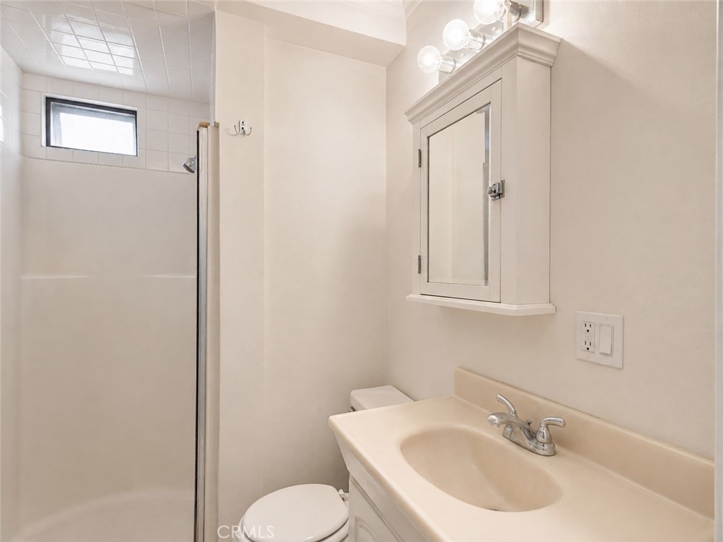 711 Huntington Property Photo 41