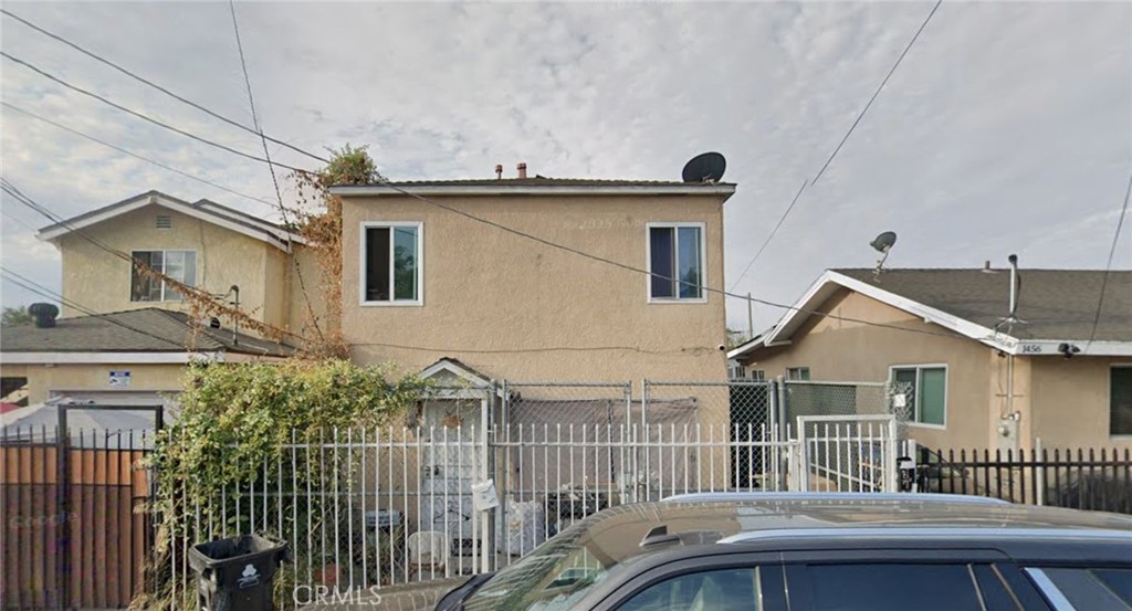 1462 E 98th Property Photo 1