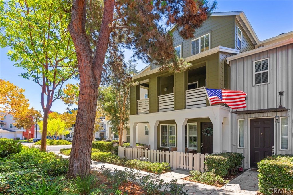 25 Platinum Property Photo 2