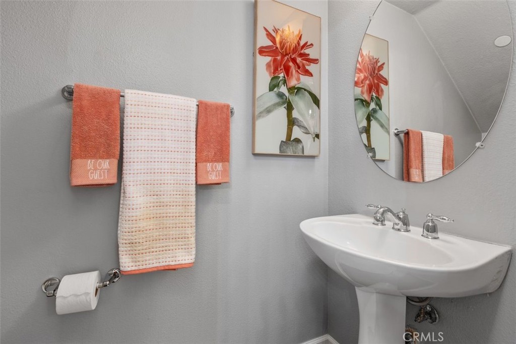 25 Platinum Property Photo 20