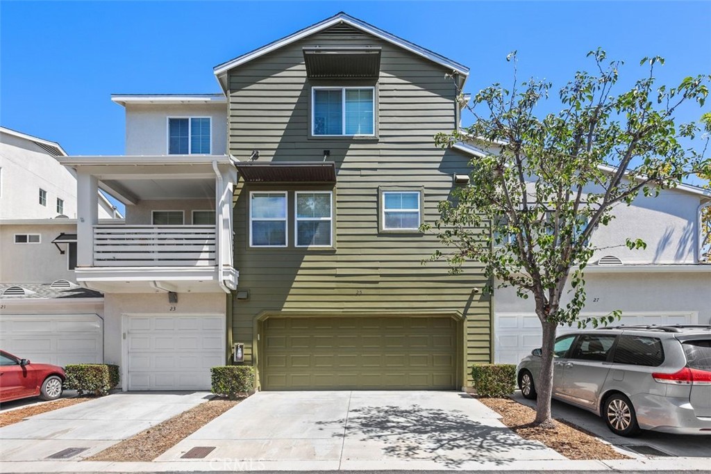 25 Platinum Property Photo 34