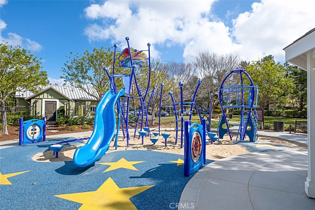 25 Platinum Property Photo 35