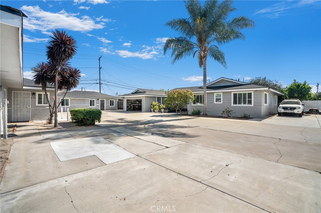 8082 18th Property Photo 5