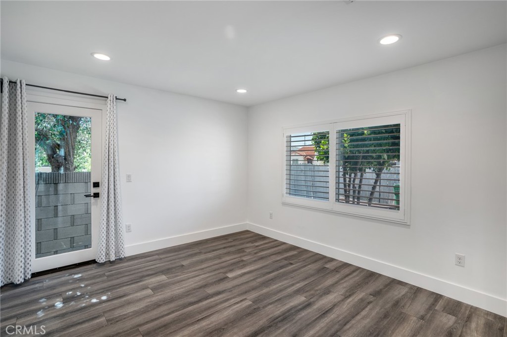 8082 18th Property Photo 15