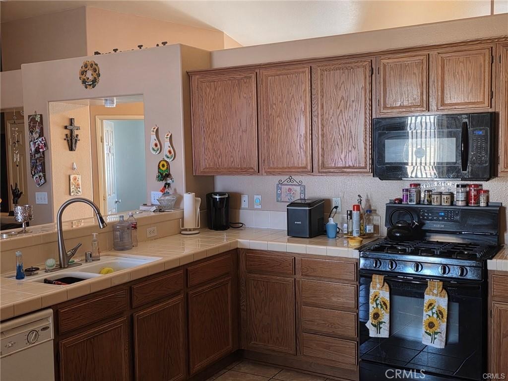 21224 Vidal Court Property Photo 6