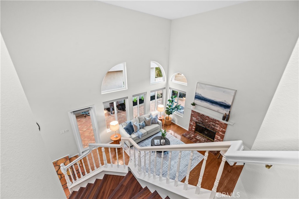 208 Calabria Court Property Photo 4