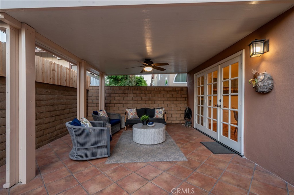 208 Calabria Court Property Photo 8