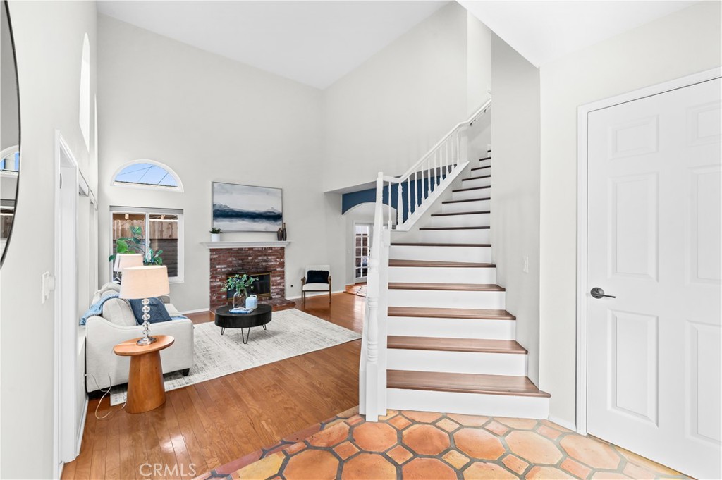 208 Calabria Court Property Photo 15