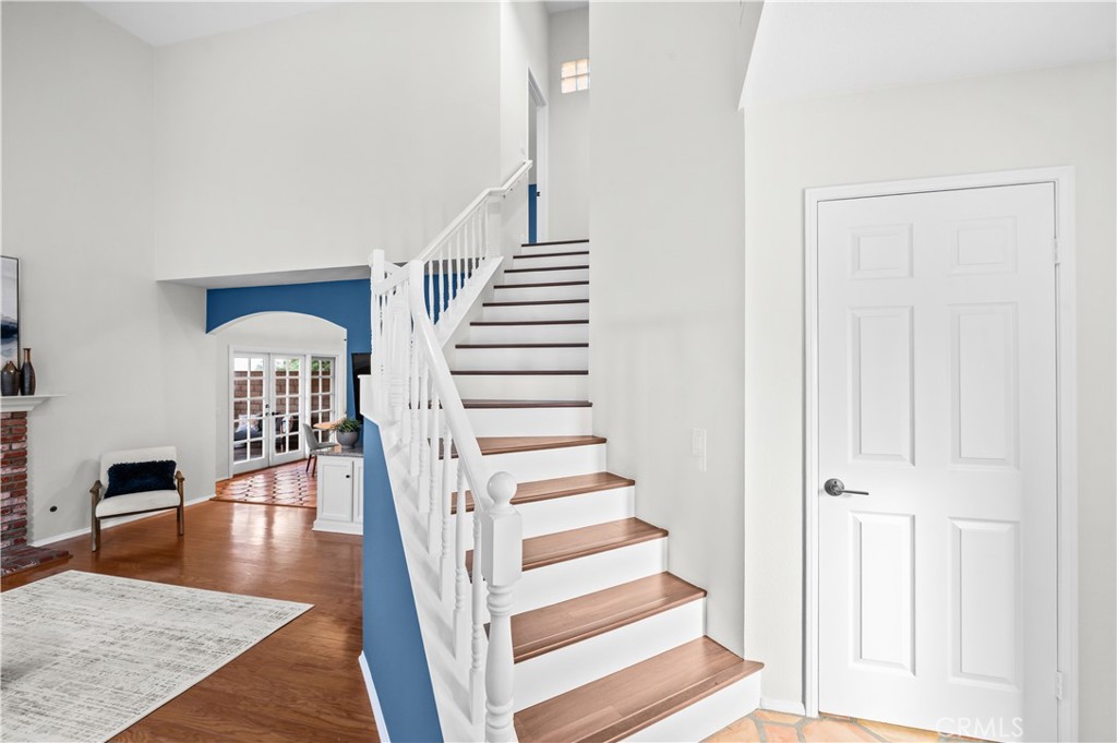 208 Calabria Court Property Photo 19