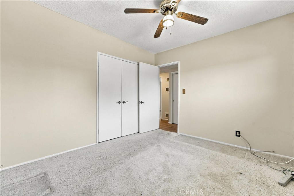 220 Knox Place Property Photo 9
