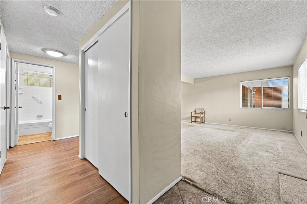 220 Knox Place Property Photo 19