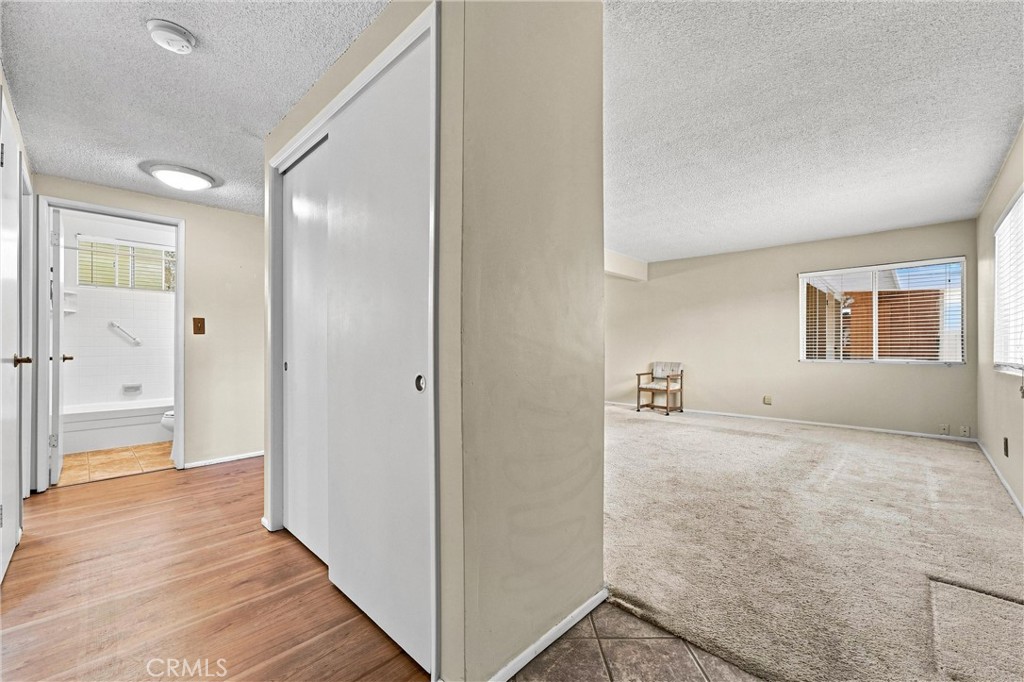 220 Knox Place Property Photo 19