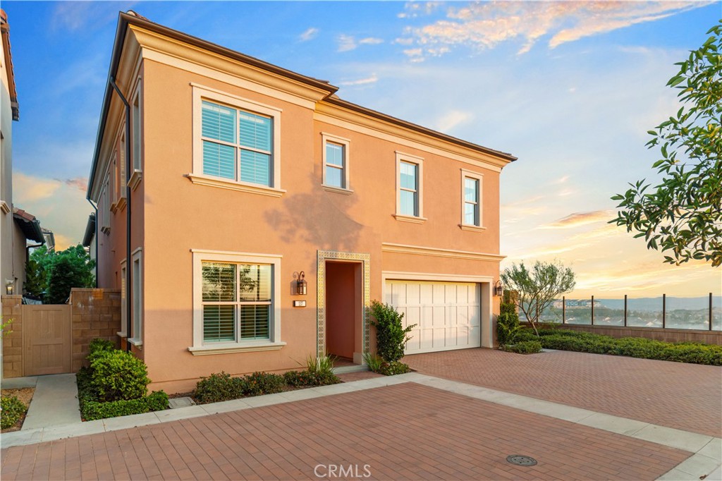 137 Trumpet Flower Property Photo 6