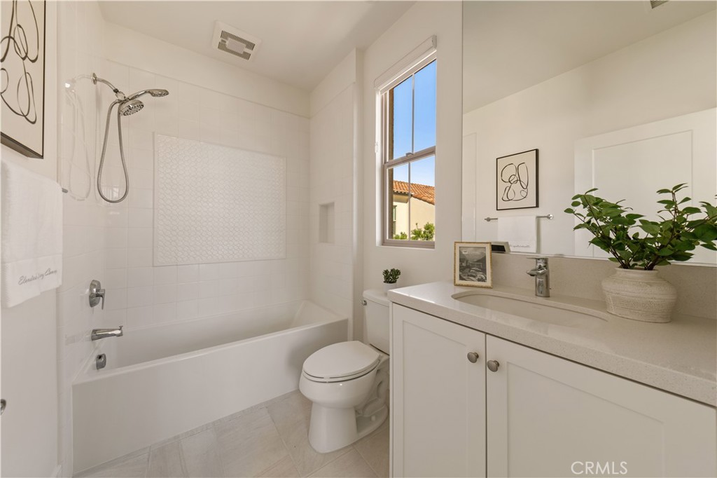 137 Trumpet Flower Property Photo 27