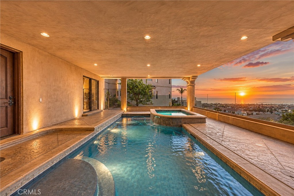 41 Marbella Property Photo 2