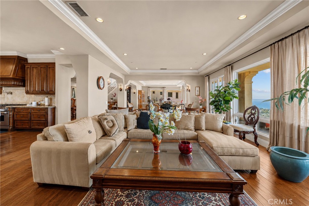 41 Marbella Property Photo 11