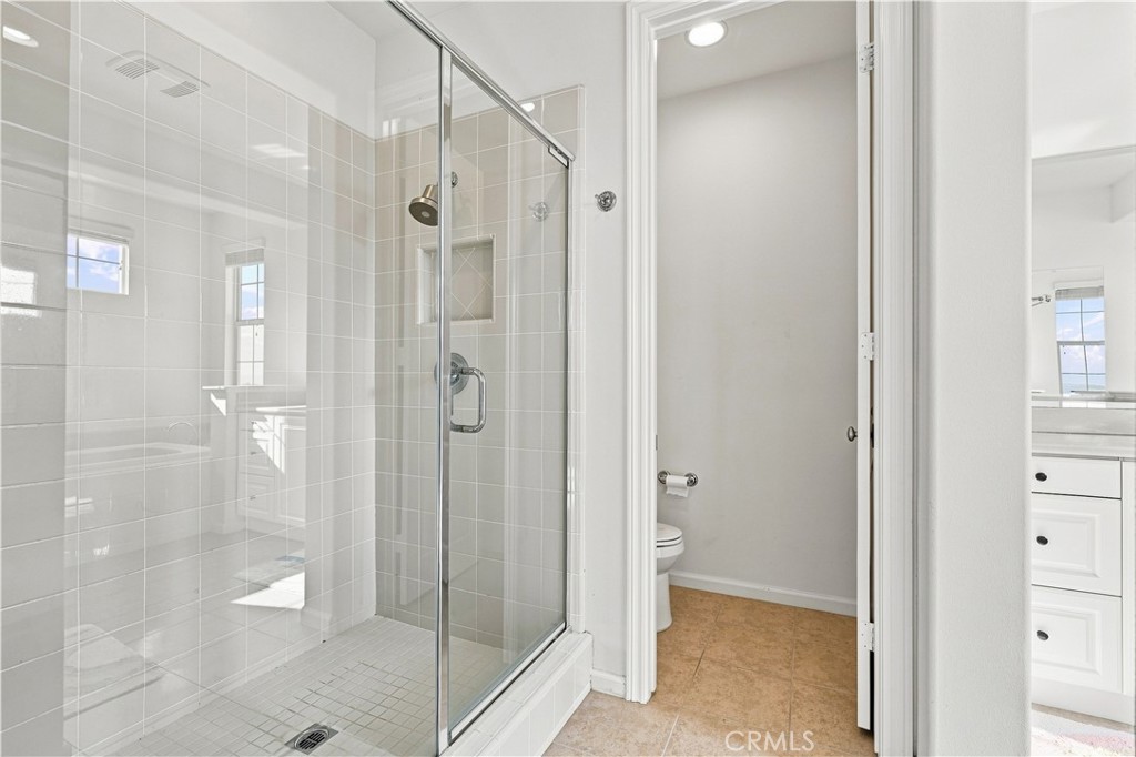 858 E Manresa Property Photo 32