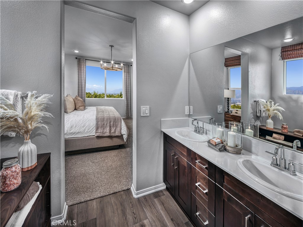 2037 Grapefruit Street Property Photo 10