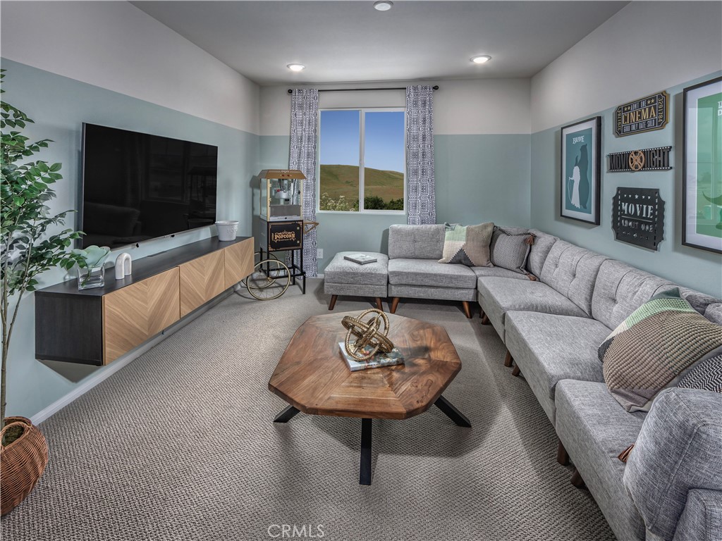 2038 Grapefruit Street Property Photo 7
