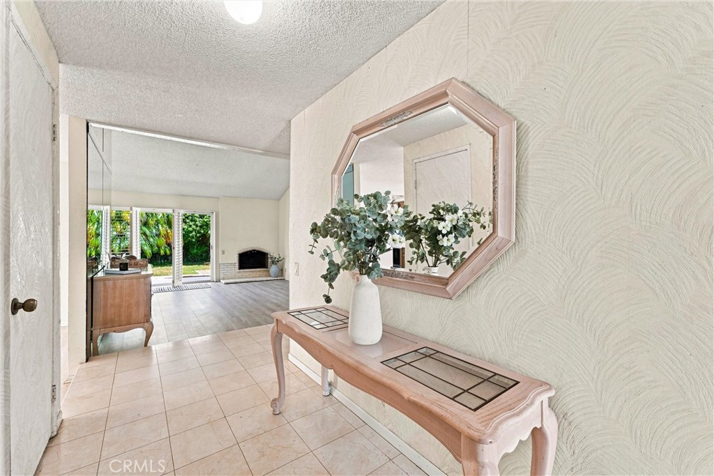 19712 Sacramento Property Photo 3