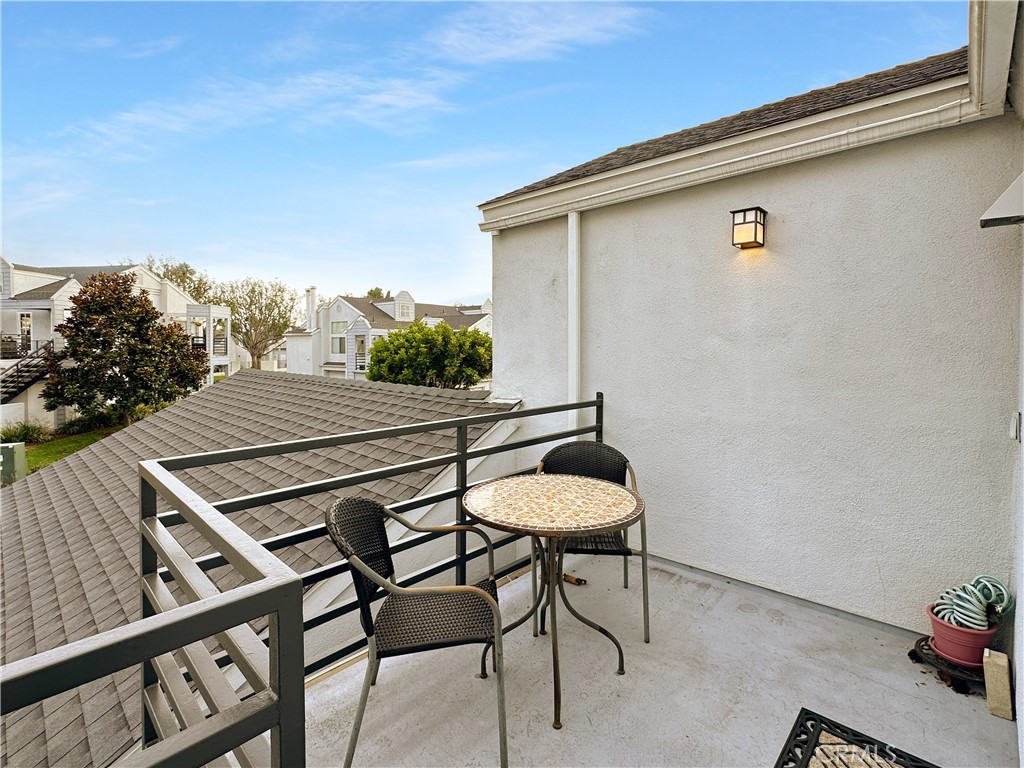 24471 Lantern Hill D Property Photo 4