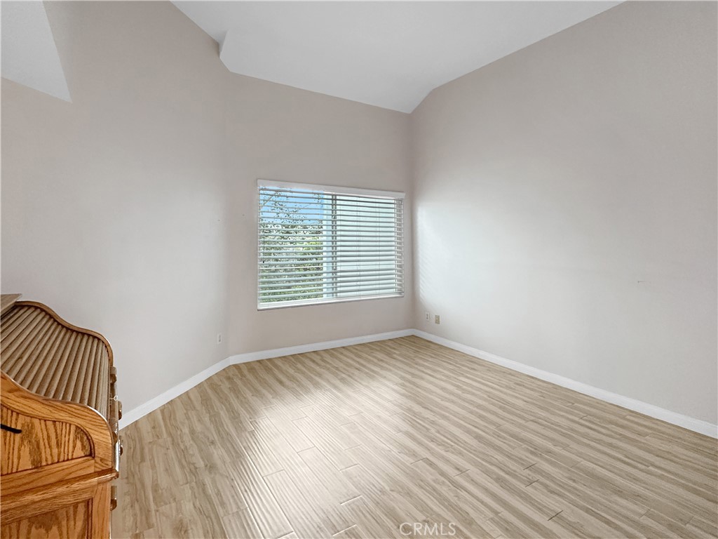 24471 Lantern Hill D Property Photo 14