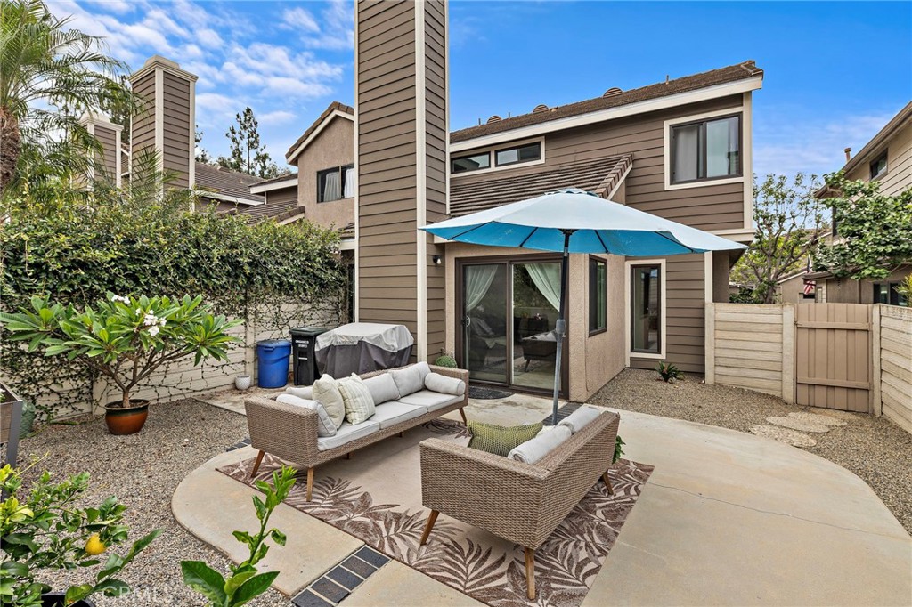 24772 Stratton Property Photo 1