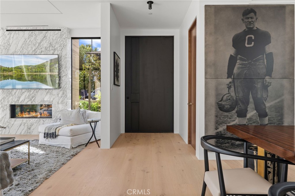 400 Heliotrope Property Photo 12