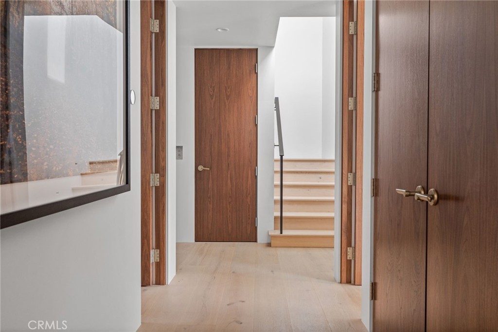 400 Heliotrope Property Photo 37