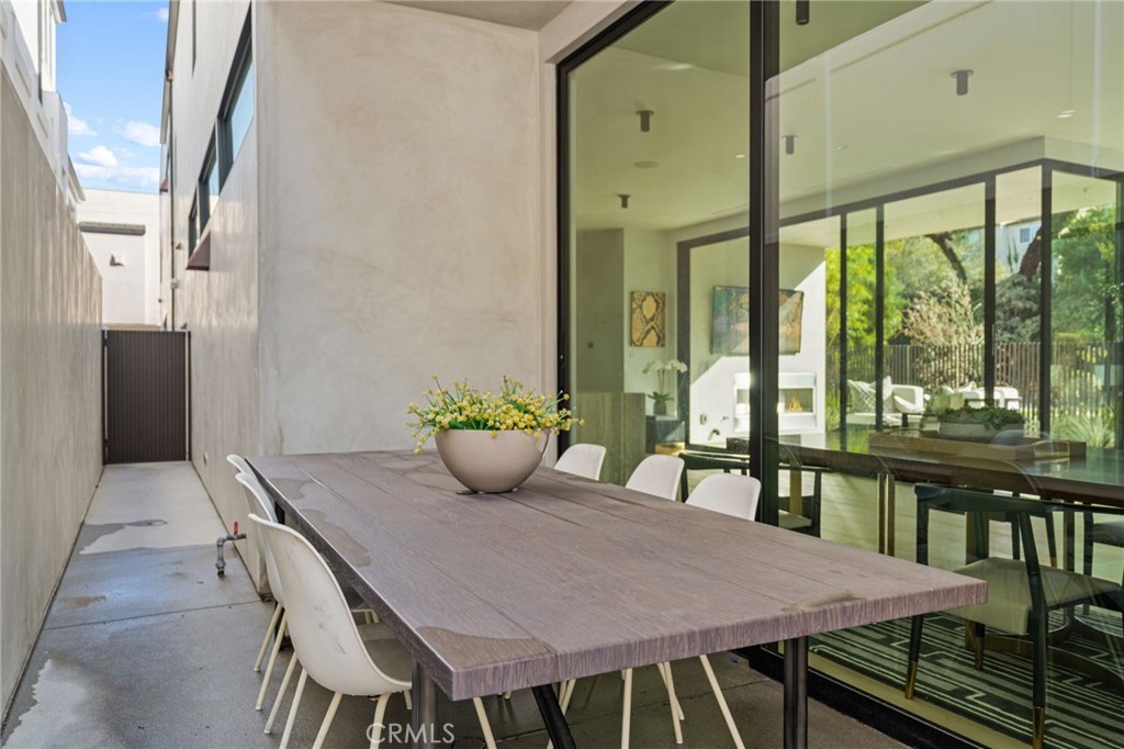 400 Heliotrope Property Photo 40
