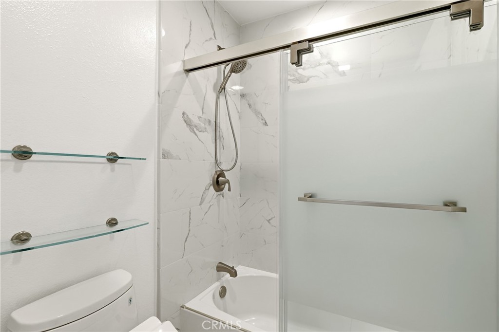 549 N Springbrook N Property Photo 20